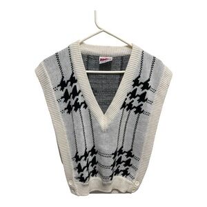 Cherry Stix Vintage Sweater Vest - Medium - Houndstooth - Black White